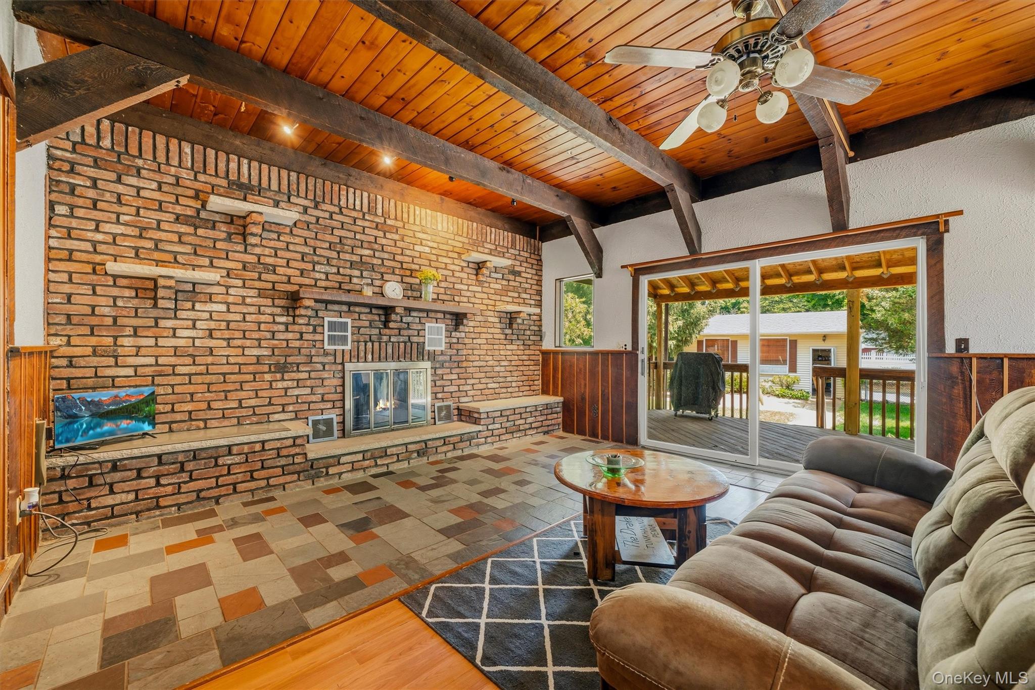 24 Lincoln Street – For Sale photo 22