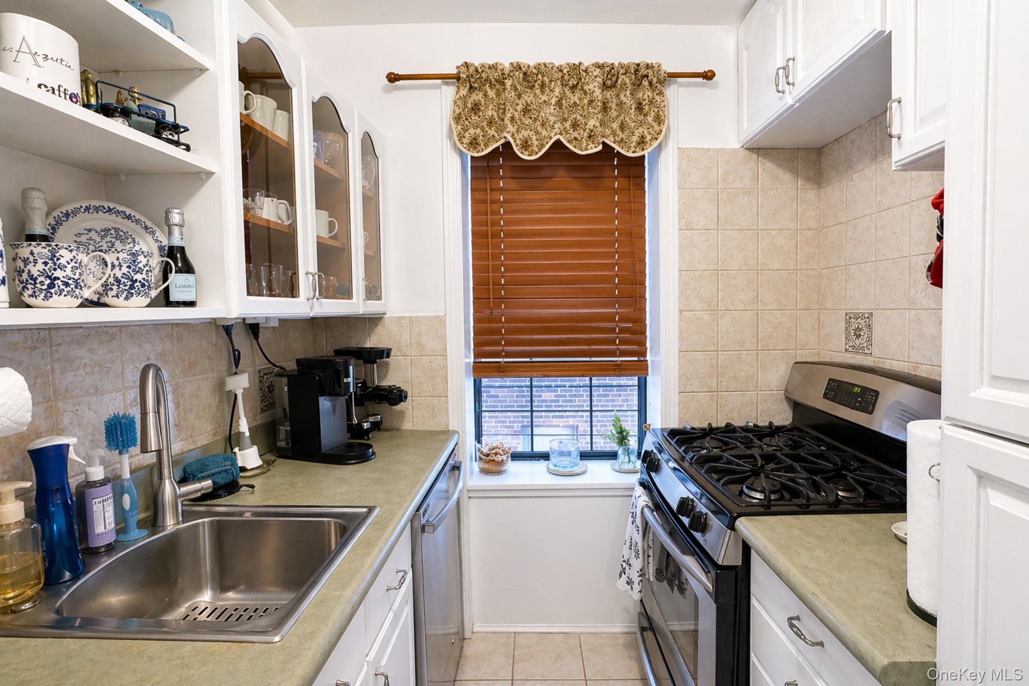 8325 98th Street, Unit 5P photo 9