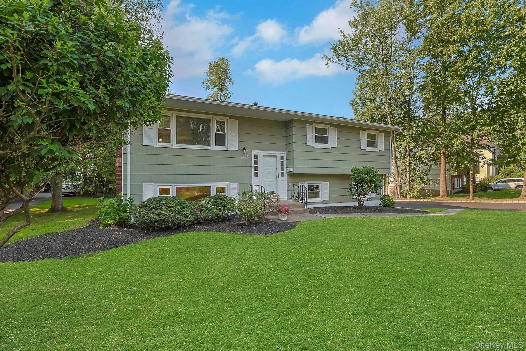 171 Austin Avenue – For Sale photo 2