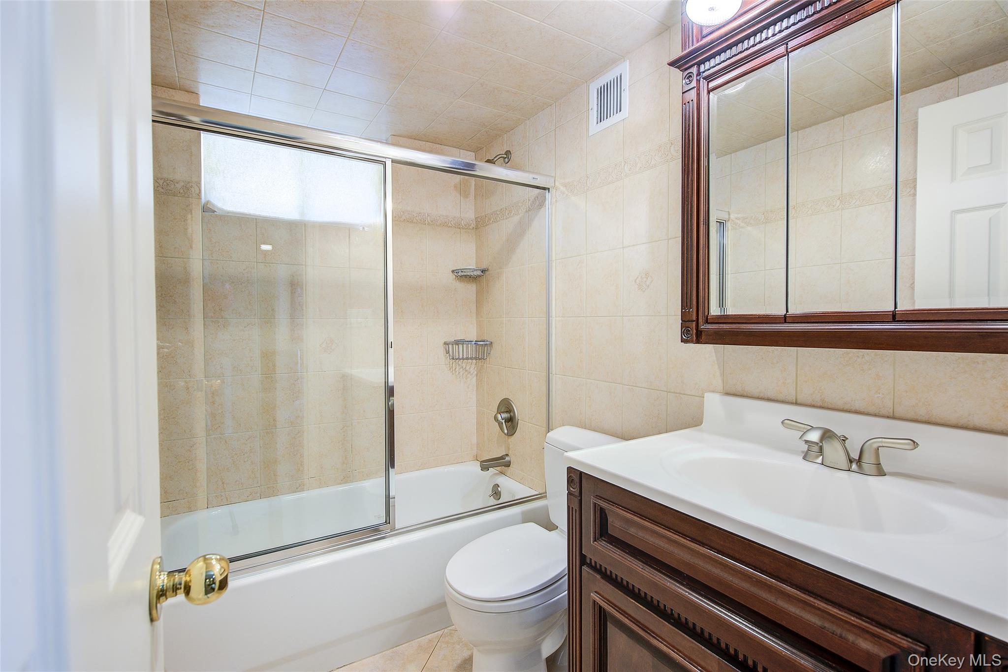 69-29 166th Street – For Sale photo 40