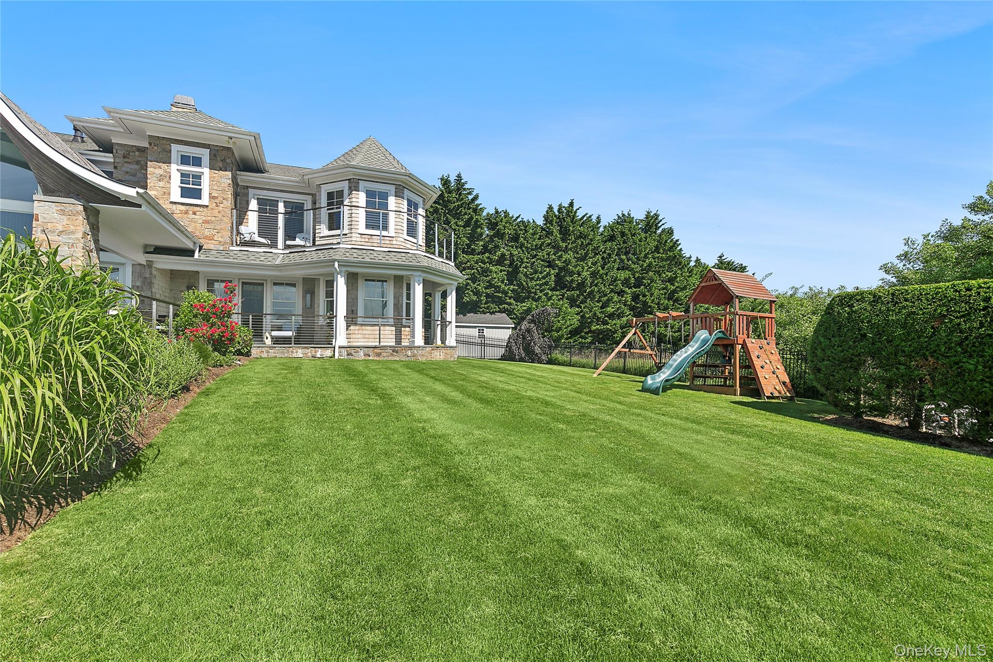 61 A South Bay Avenue – For Rent photo 31
