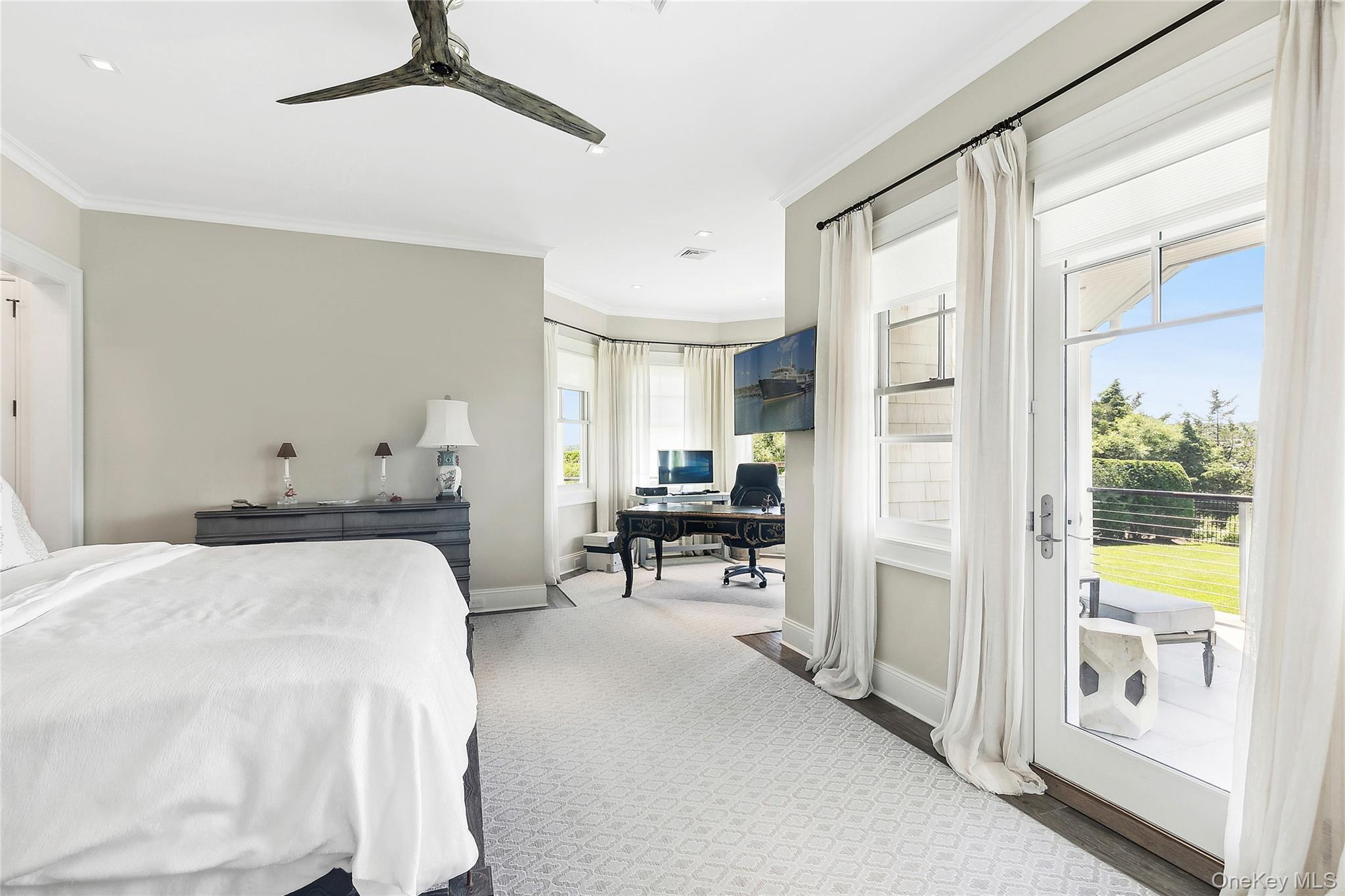 61 A South Bay Avenue – For Rent photo 21