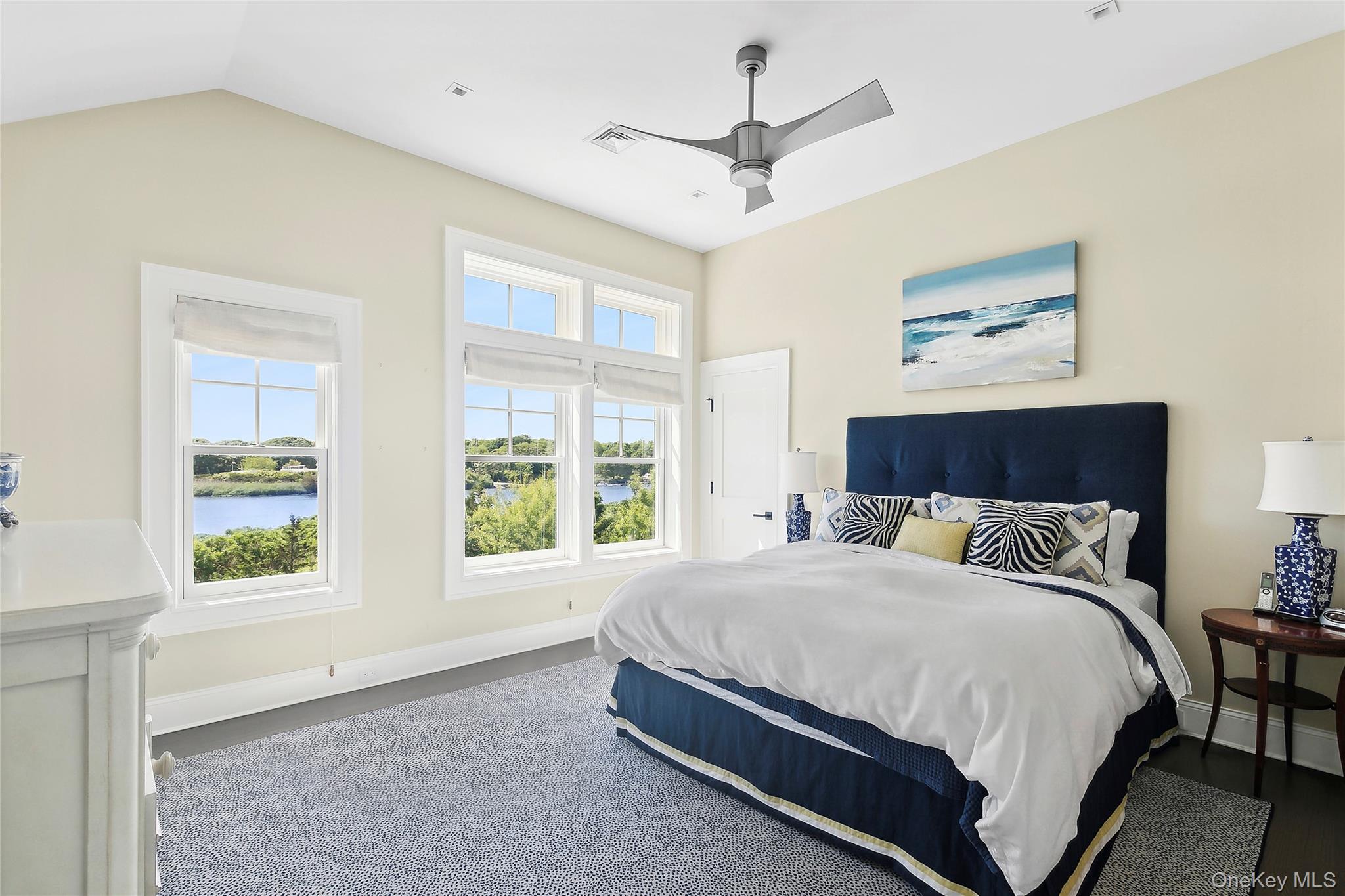61 A South Bay Avenue – For Rent photo 25