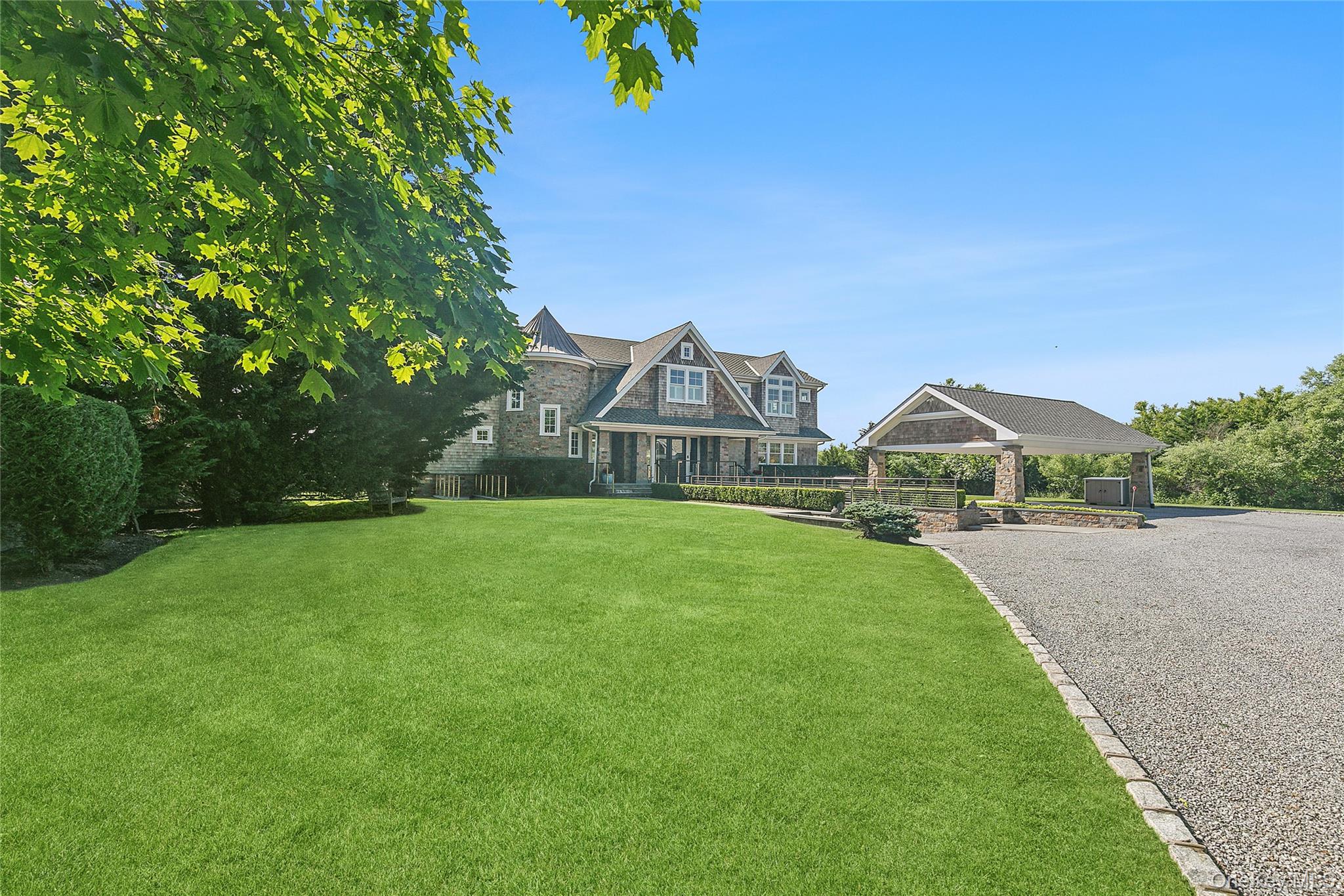 61 A South Bay Avenue – For Rent photo 3