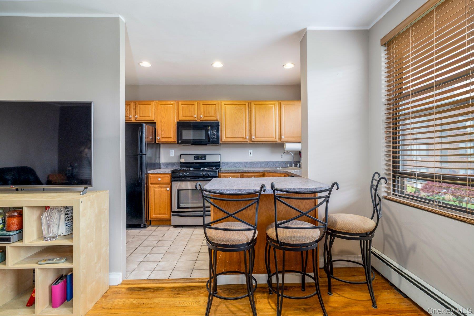 1 Jefferson Avenue, Unit H8 photo 5