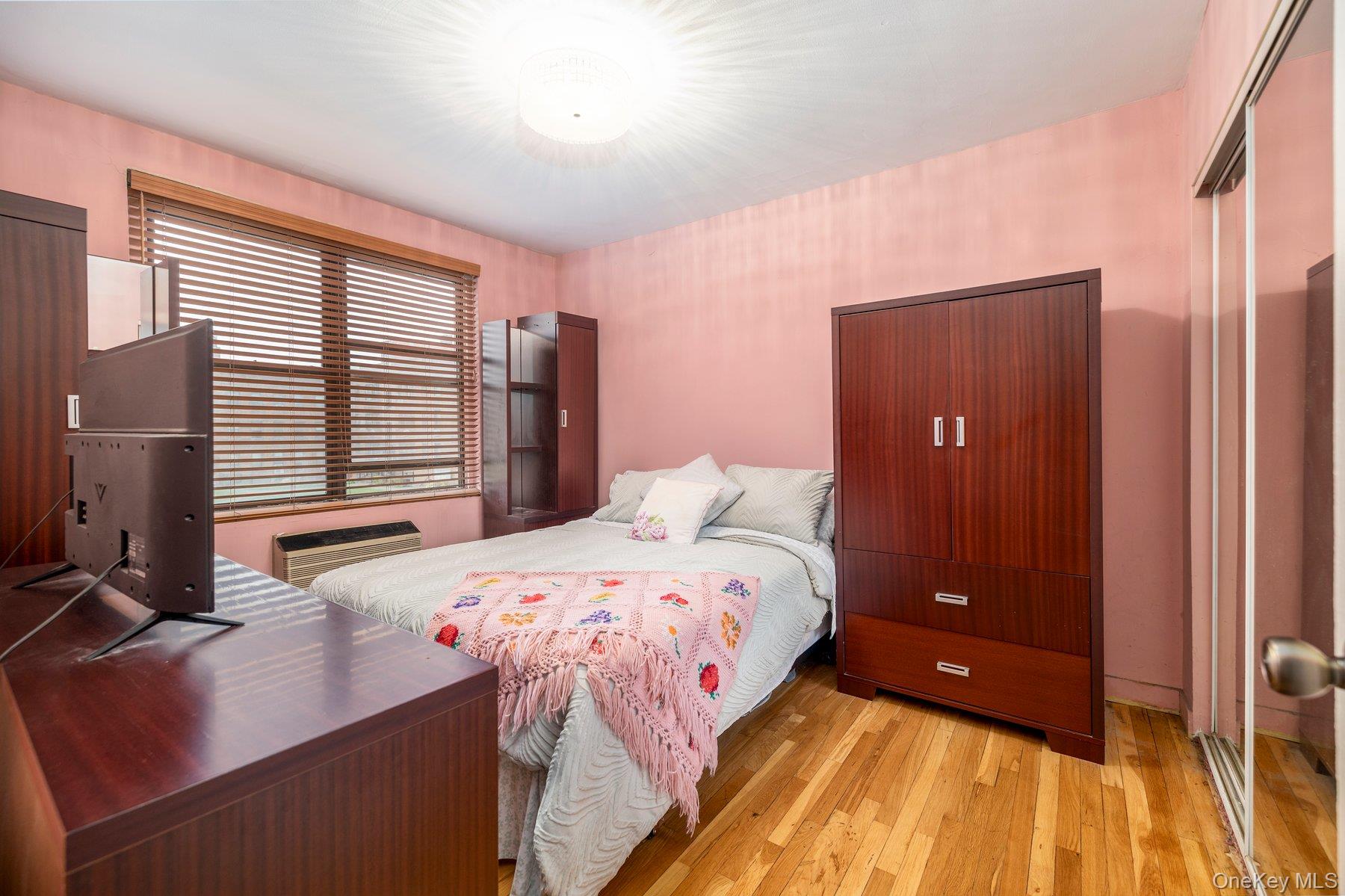 1 Jefferson Avenue, Unit H8 photo 9