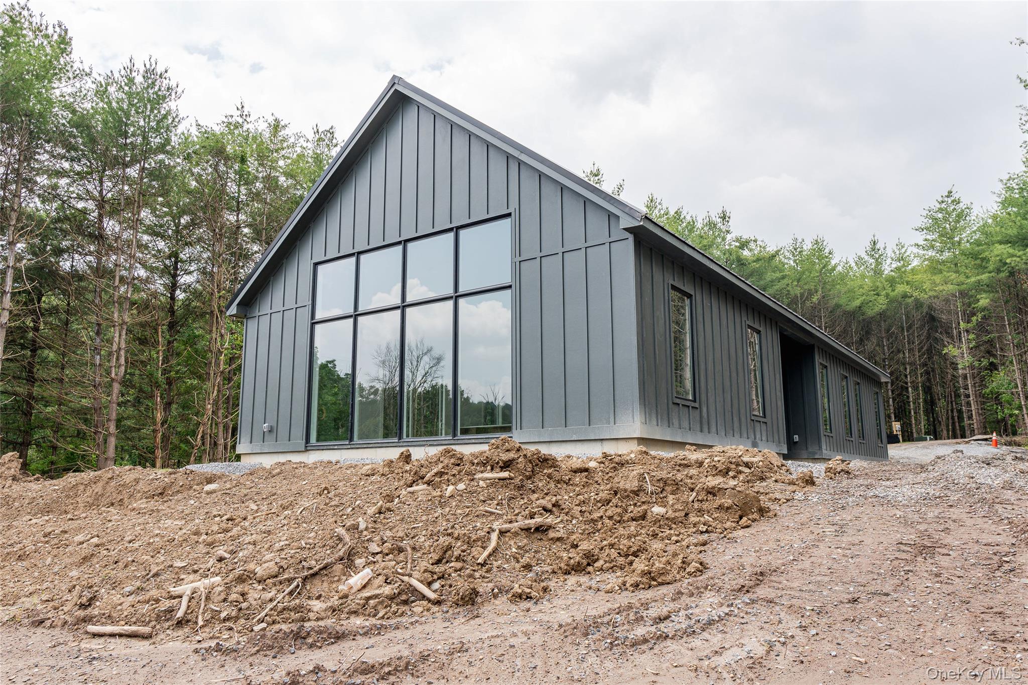 720 Upper Cherrytown Road – For Sale