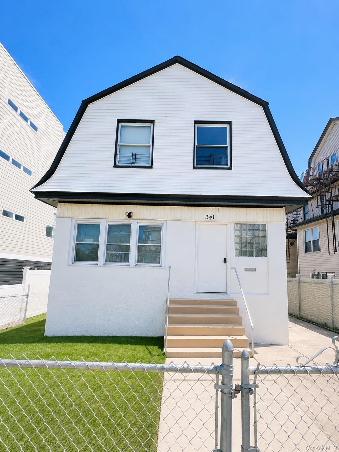 341 beach 67 st – For Sale