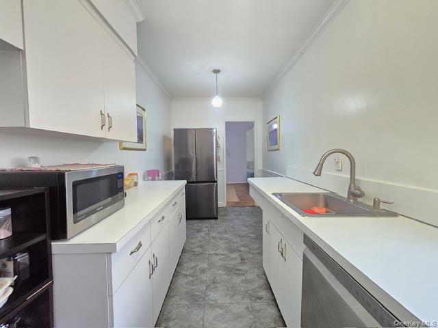 46 Grace Avenue, Unit 2J photo 21