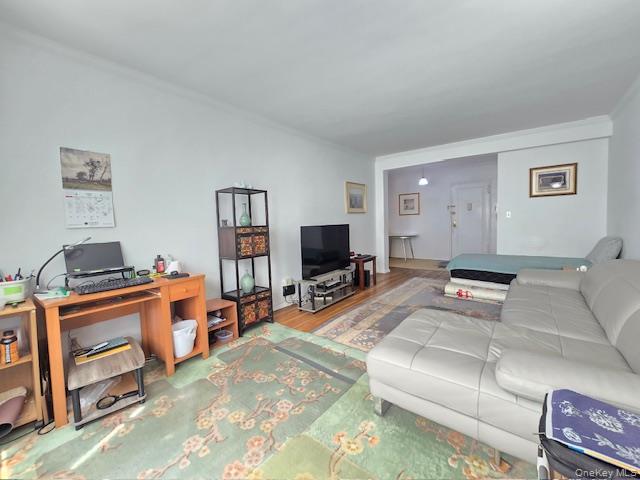 46 Grace Avenue, Unit 2J photo 8