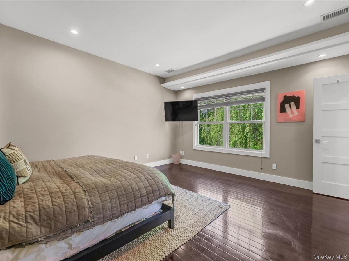 16 THE LOCH – For Sale photo 29
