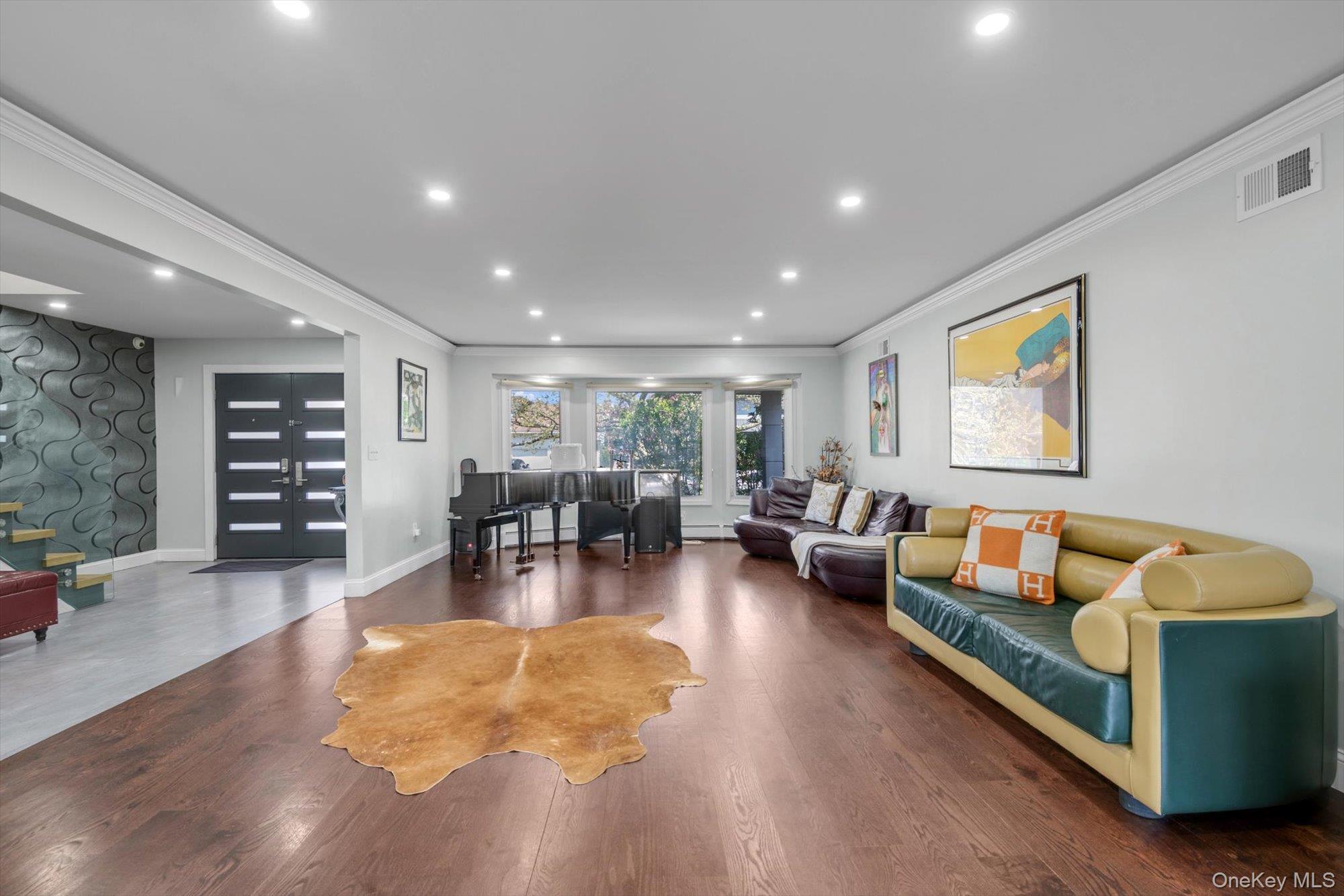 700 Sherwood Street – For Sale photo 4