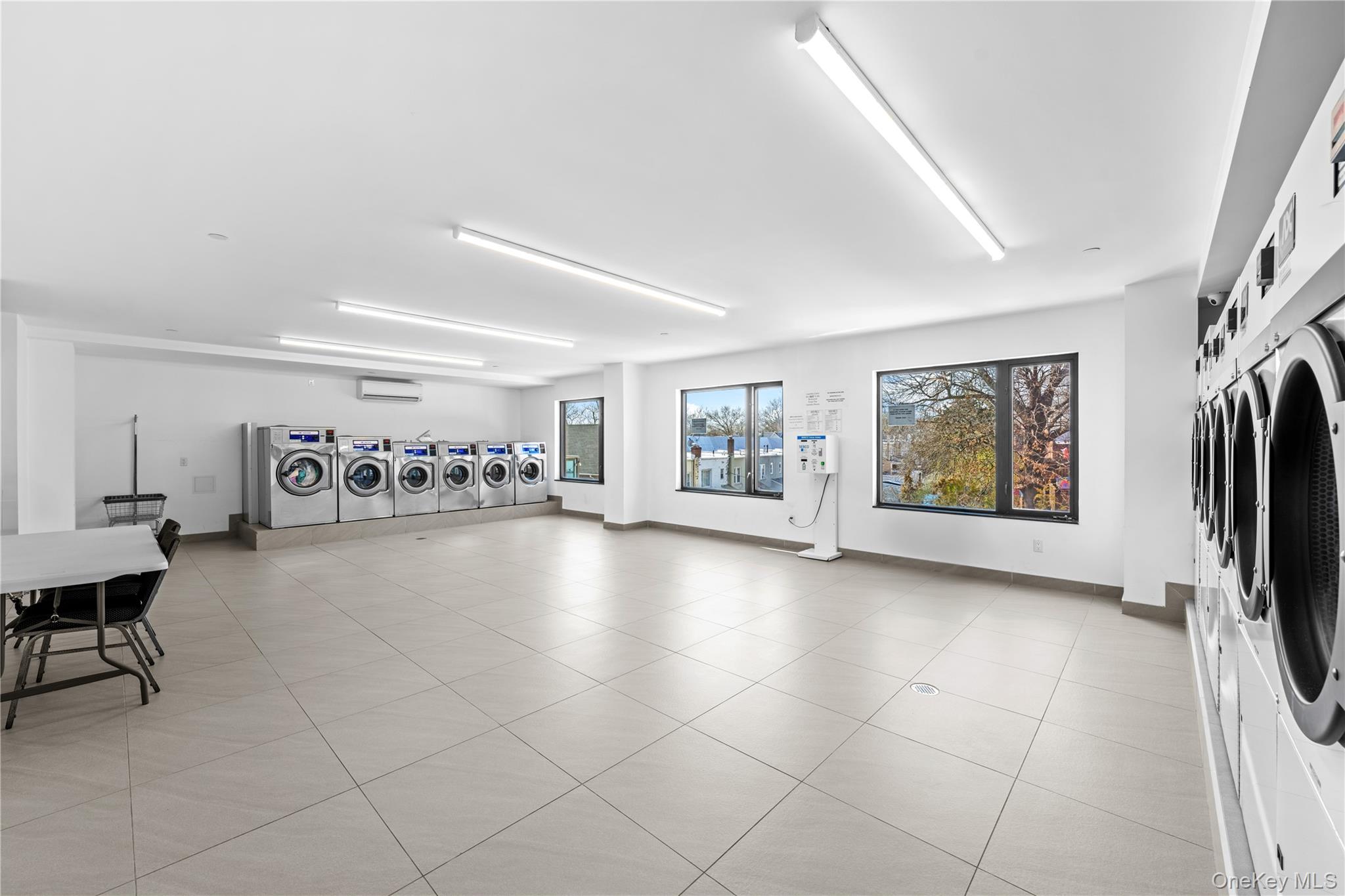 6296 Woodhaven Boulevard, Unit 6I photo 9