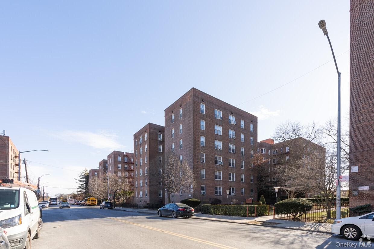 3310 Avenue H, Unit 5D photo 15