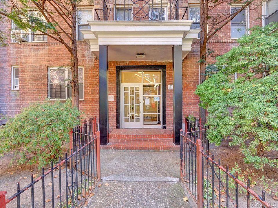 3310 Avenue H, Unit 5D photo 17
