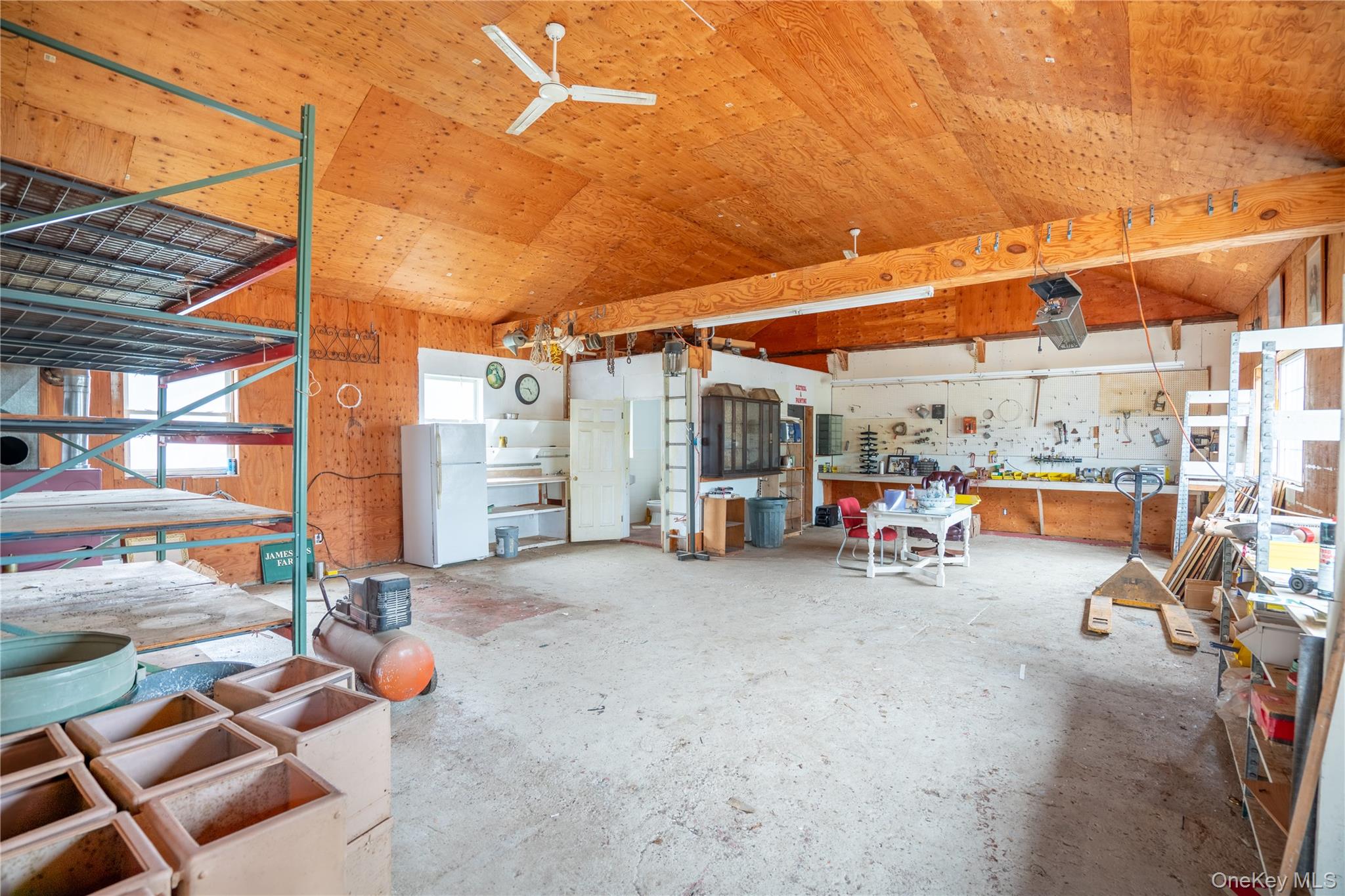 29525 Main – For Sale photo 37