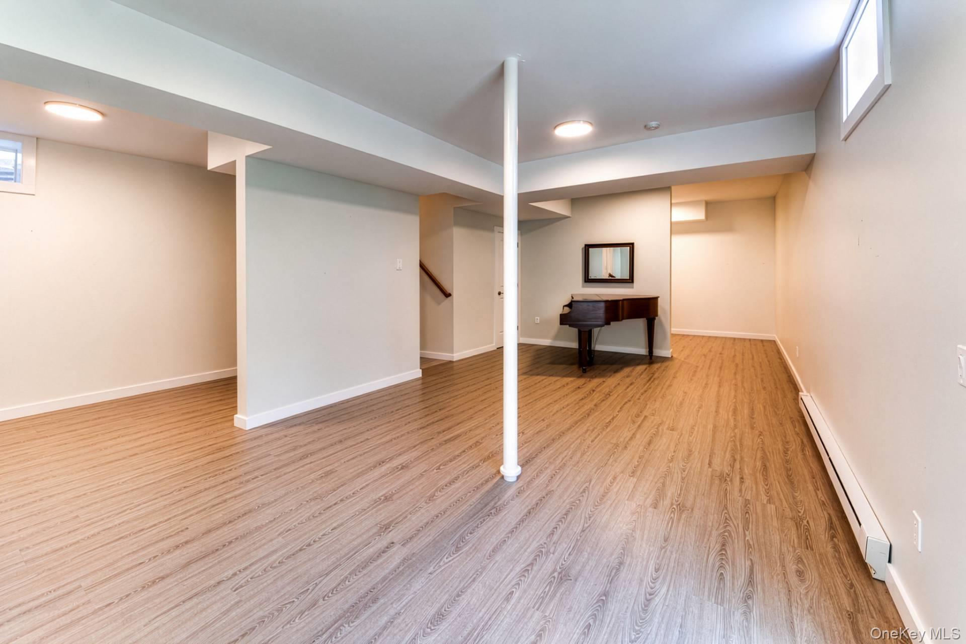 744 Rt-114 – For Rent photo 16