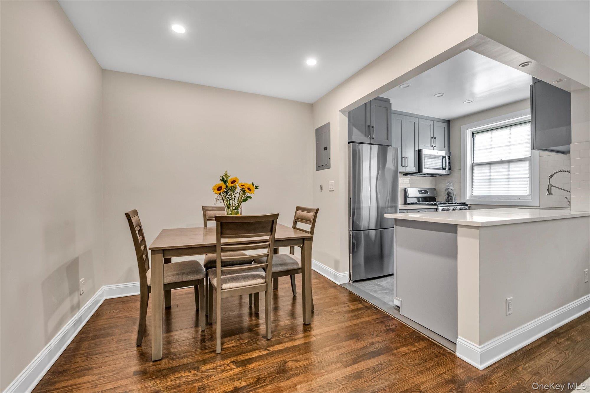 6939 213th Street, Unit 218 photo 3