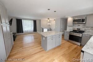 40 Cathy Jo Place – For Sale photo 4