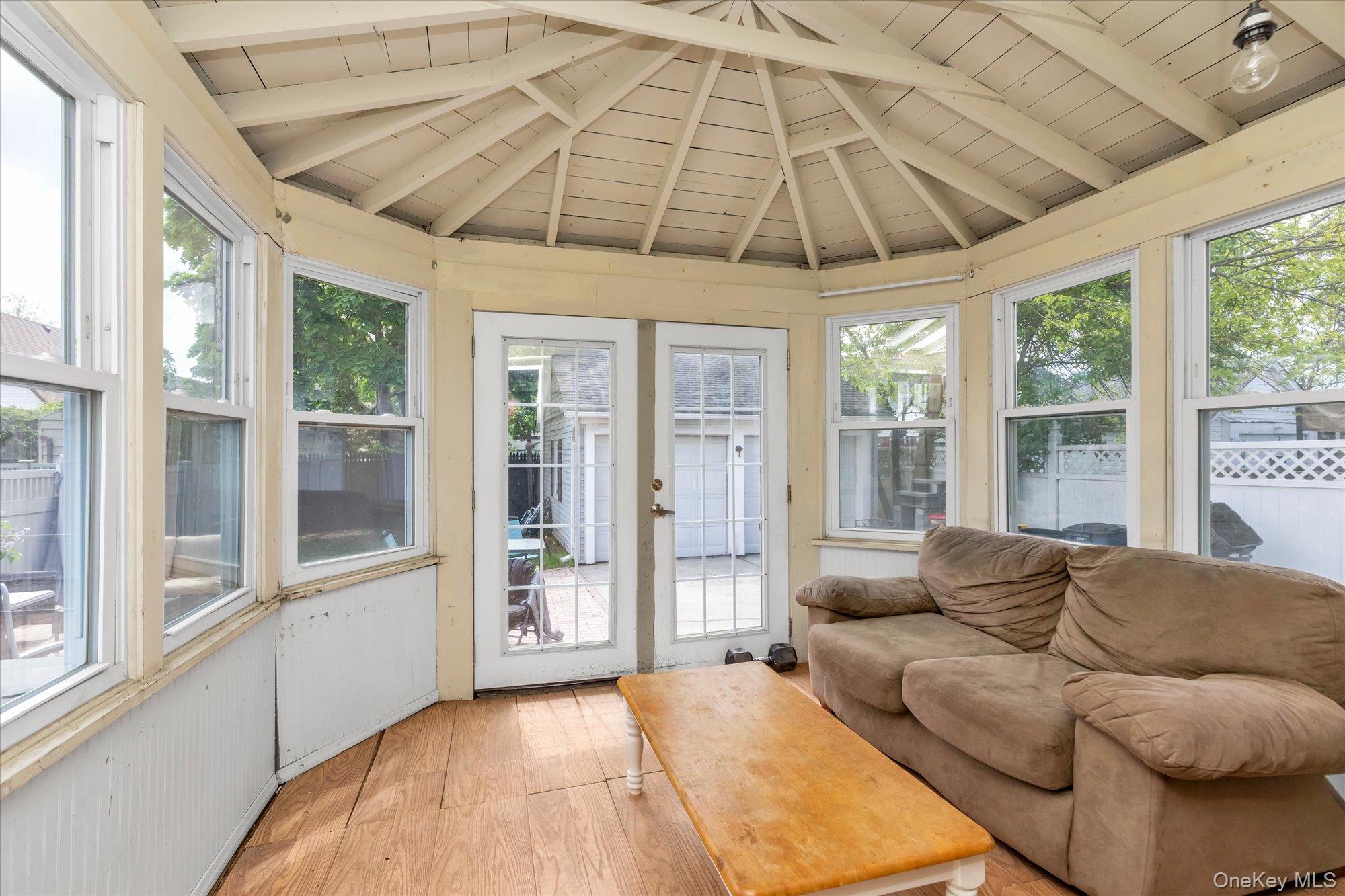 52 Syracuse Street – For Sale photo 9