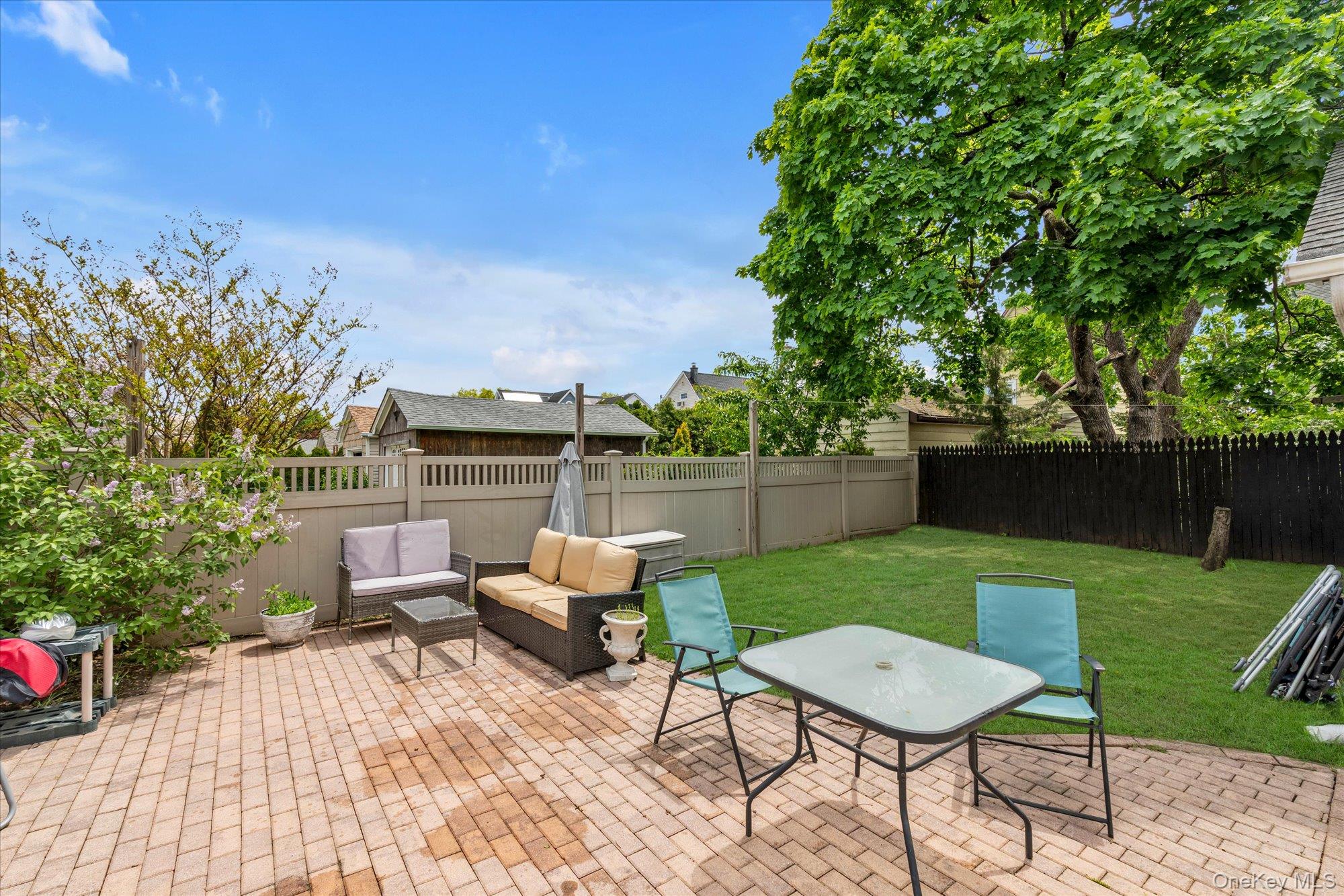 52 Syracuse Street – For Sale photo 13