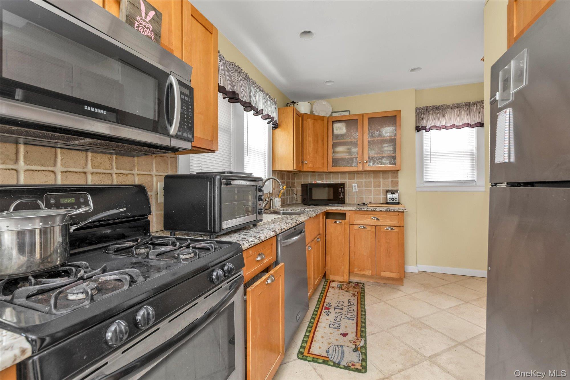52 Syracuse Street – For Sale photo 7