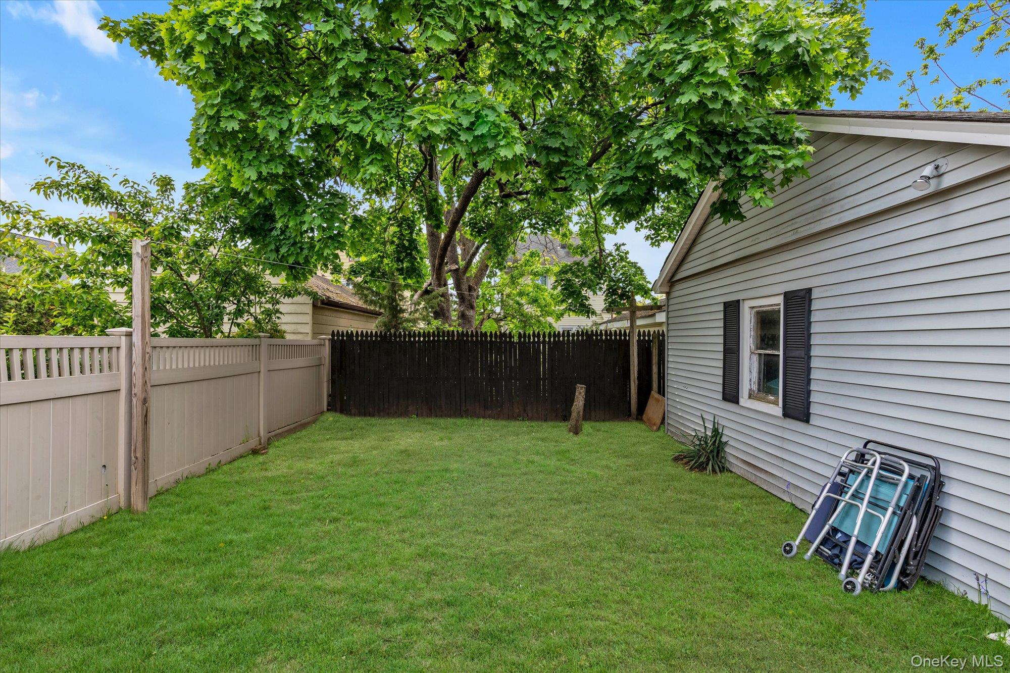 52 Syracuse Street – For Sale photo 15