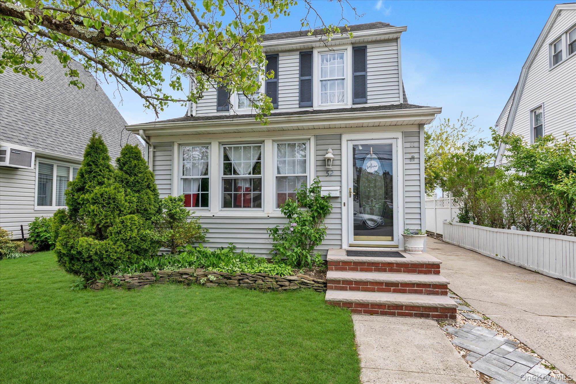 52 Syracuse Street – For Sale