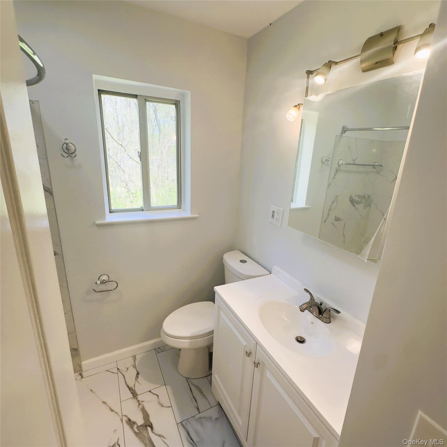 26 Cooper Drive, Unit 603 photo 13