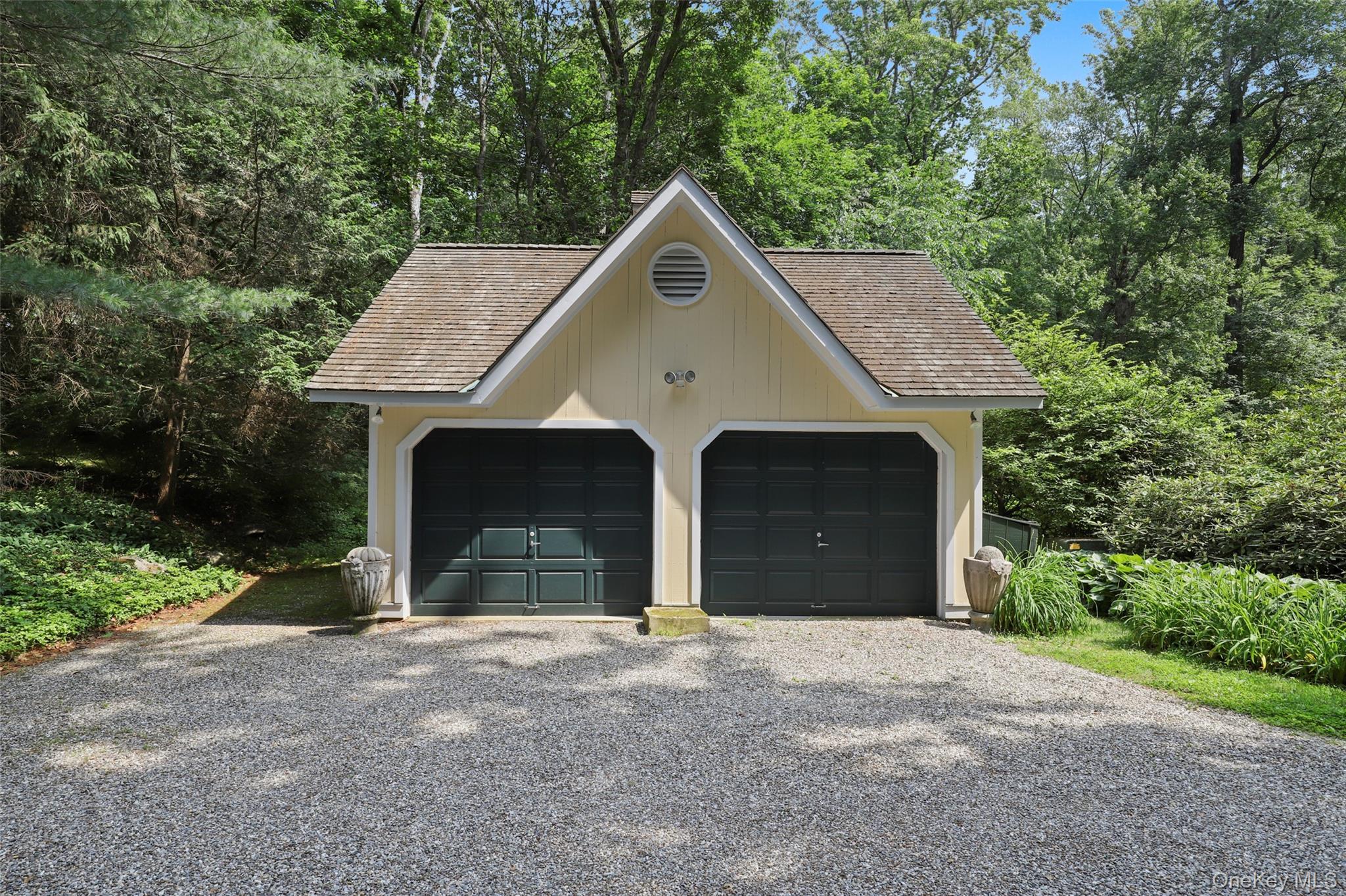 328 McLain Street – For Sale photo 30