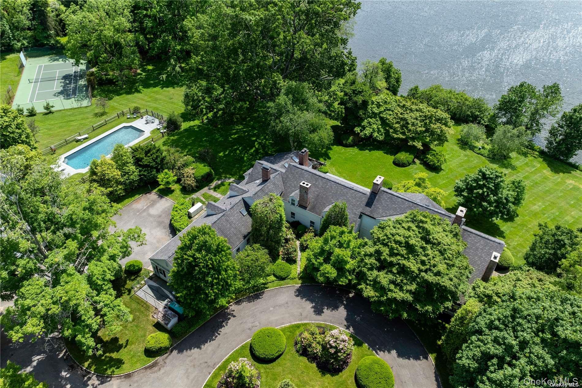200 Cleft Road – For Sale