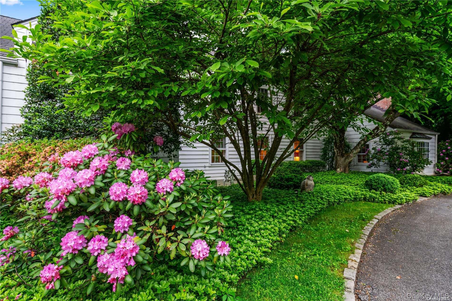 200 Cleft Road – For Sale photo 3