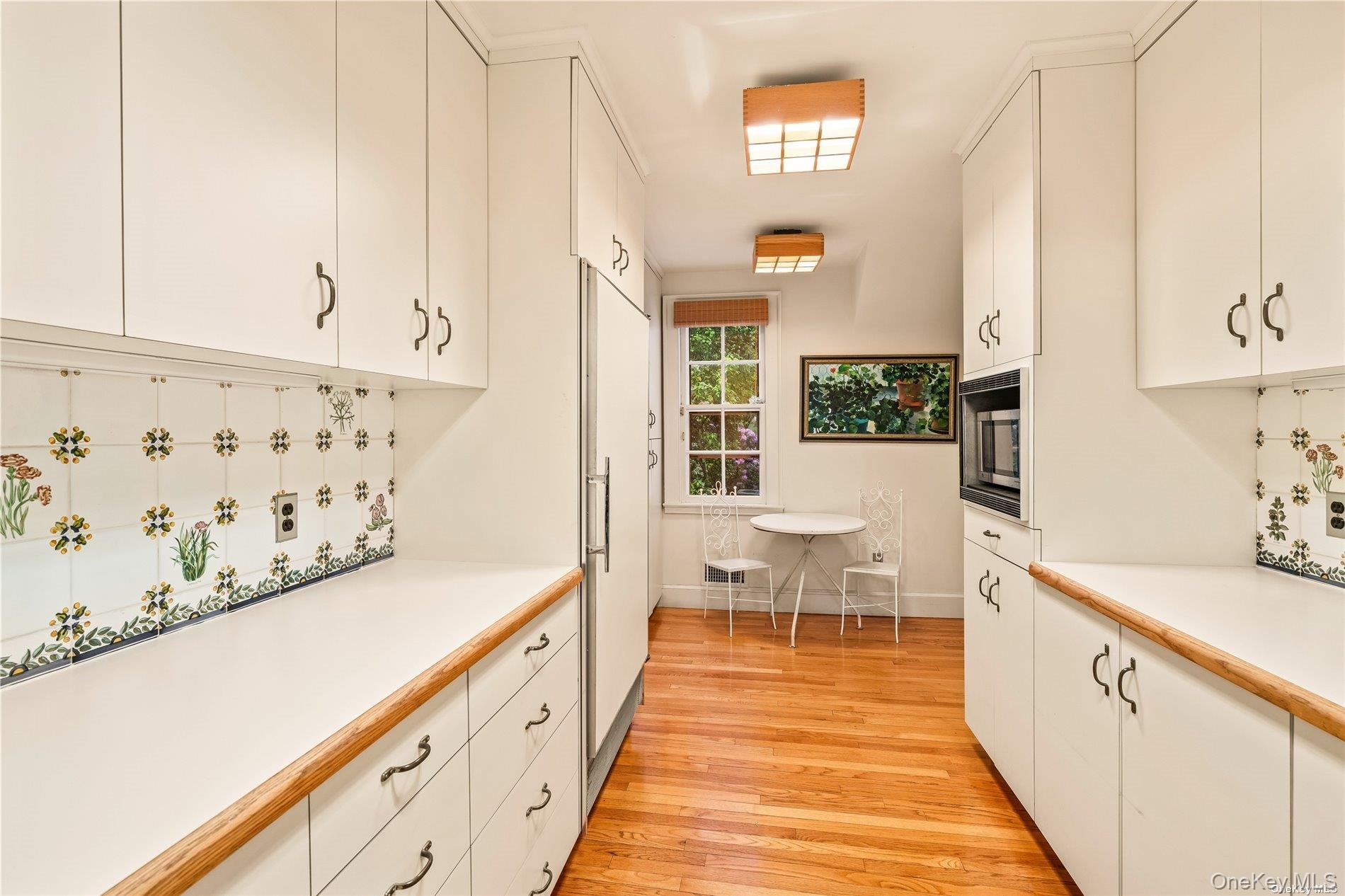 200 Cleft Road – For Sale photo 14