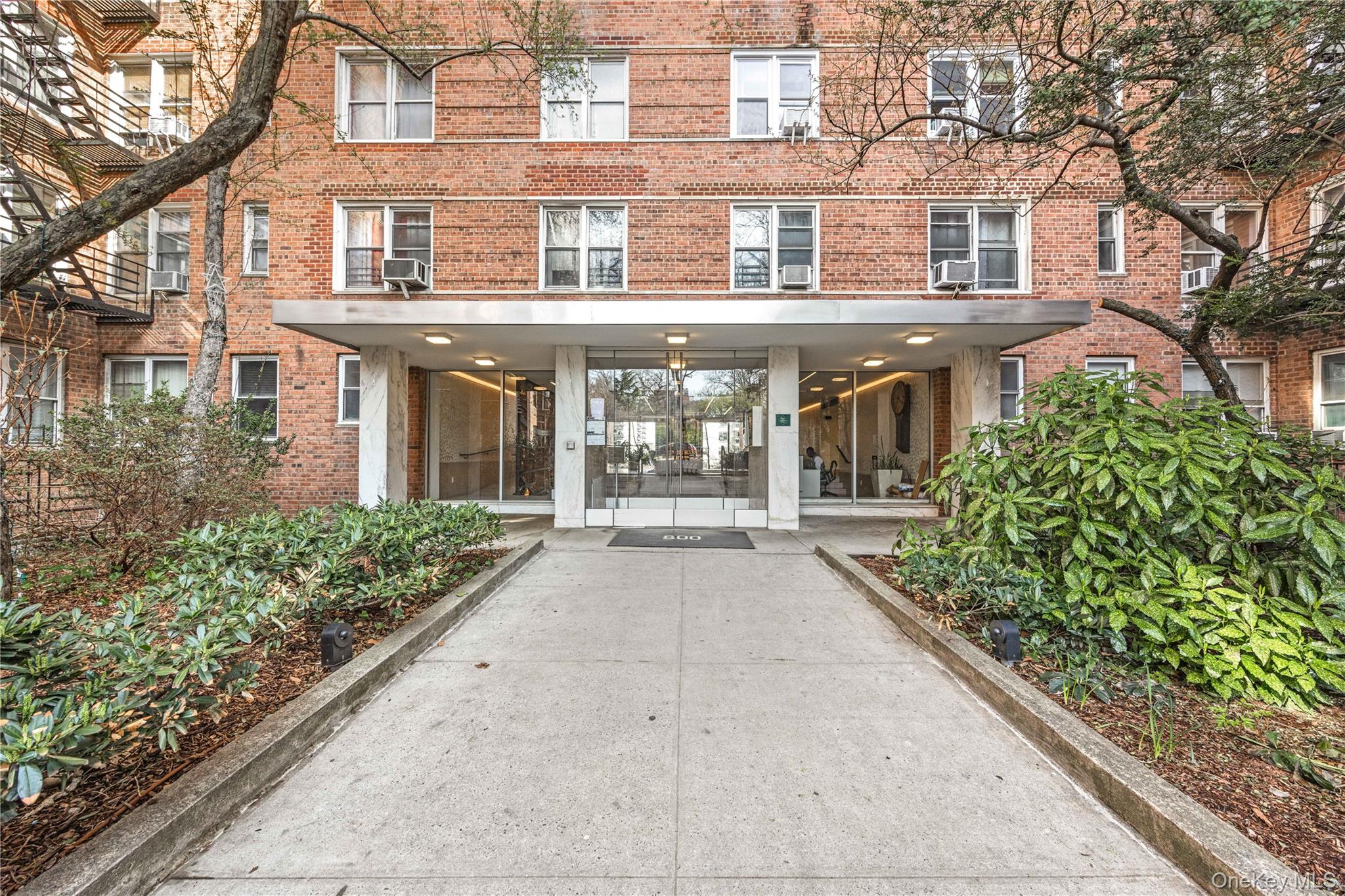 800 Grand Concourse, Unit 3BS photo 3