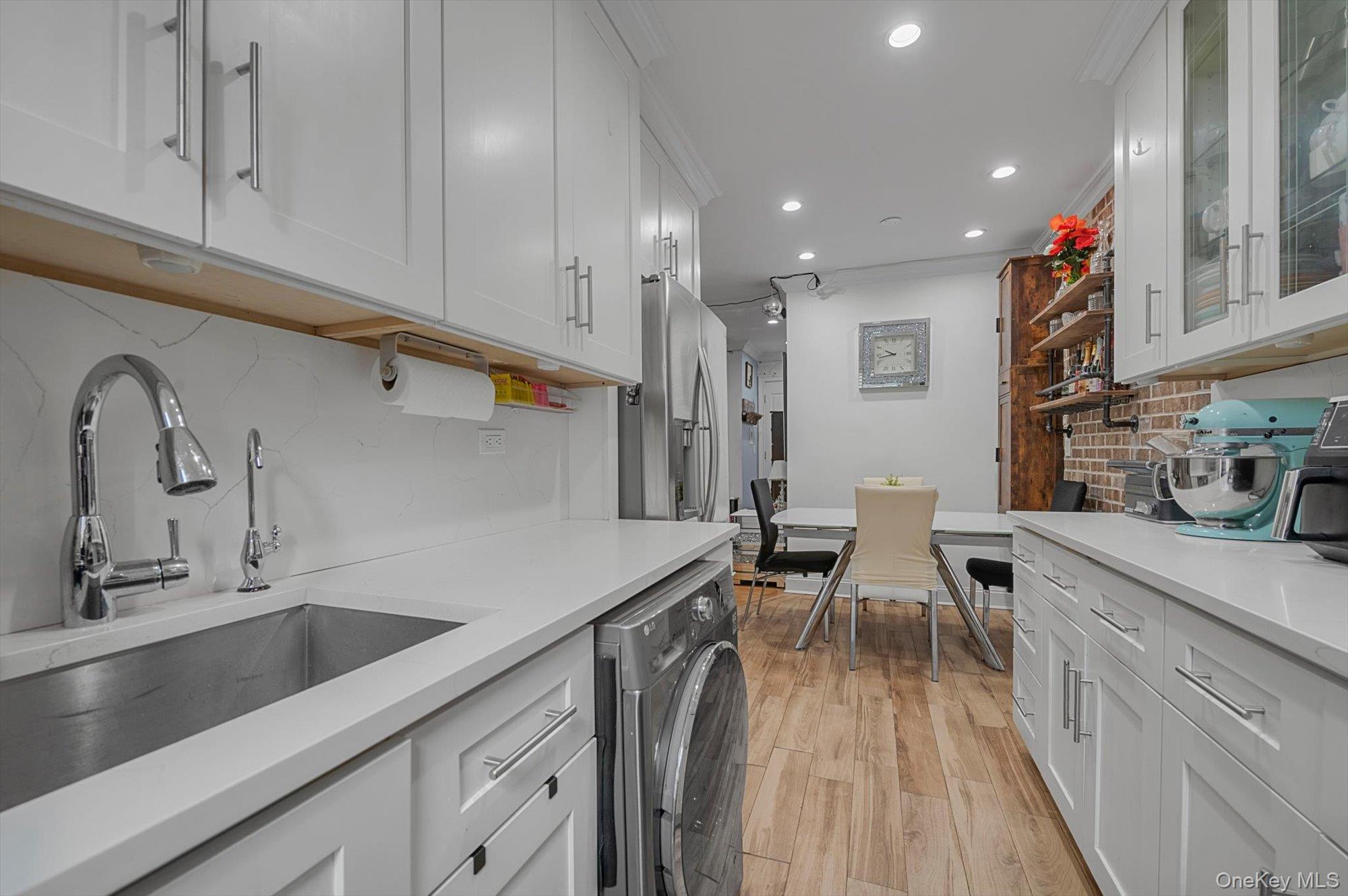 35-21 81 Street, Unit 1C photo 6