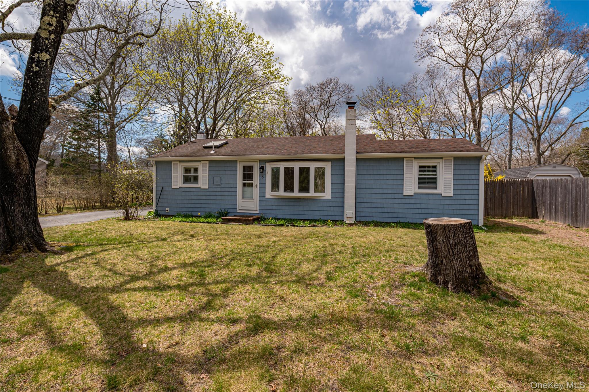 6 Longview Drive – For Sale photo 2
