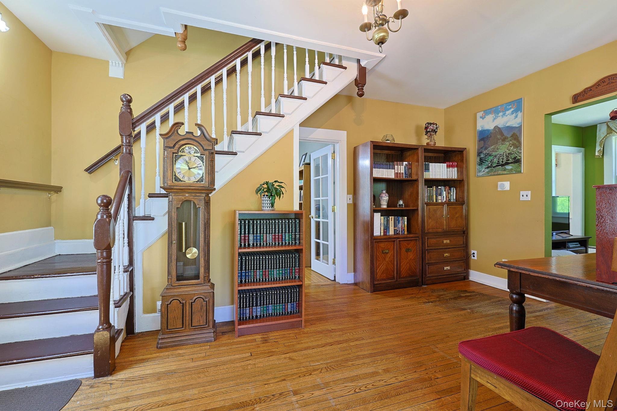 9 Library Road – For Sale photo 5