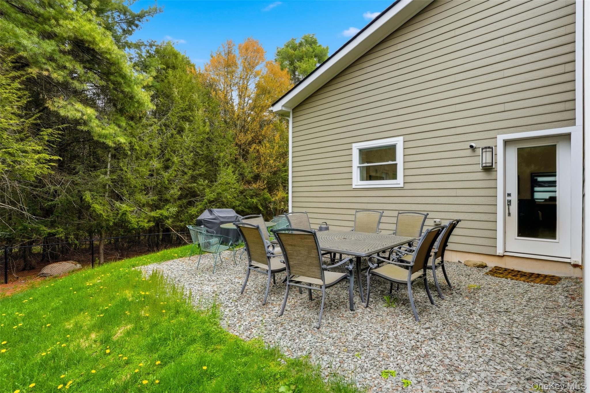 35 Serenity Lane – For Sale photo 32