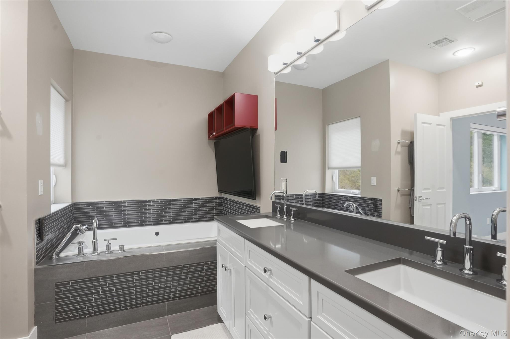 35 Serenity Lane – For Sale photo 15