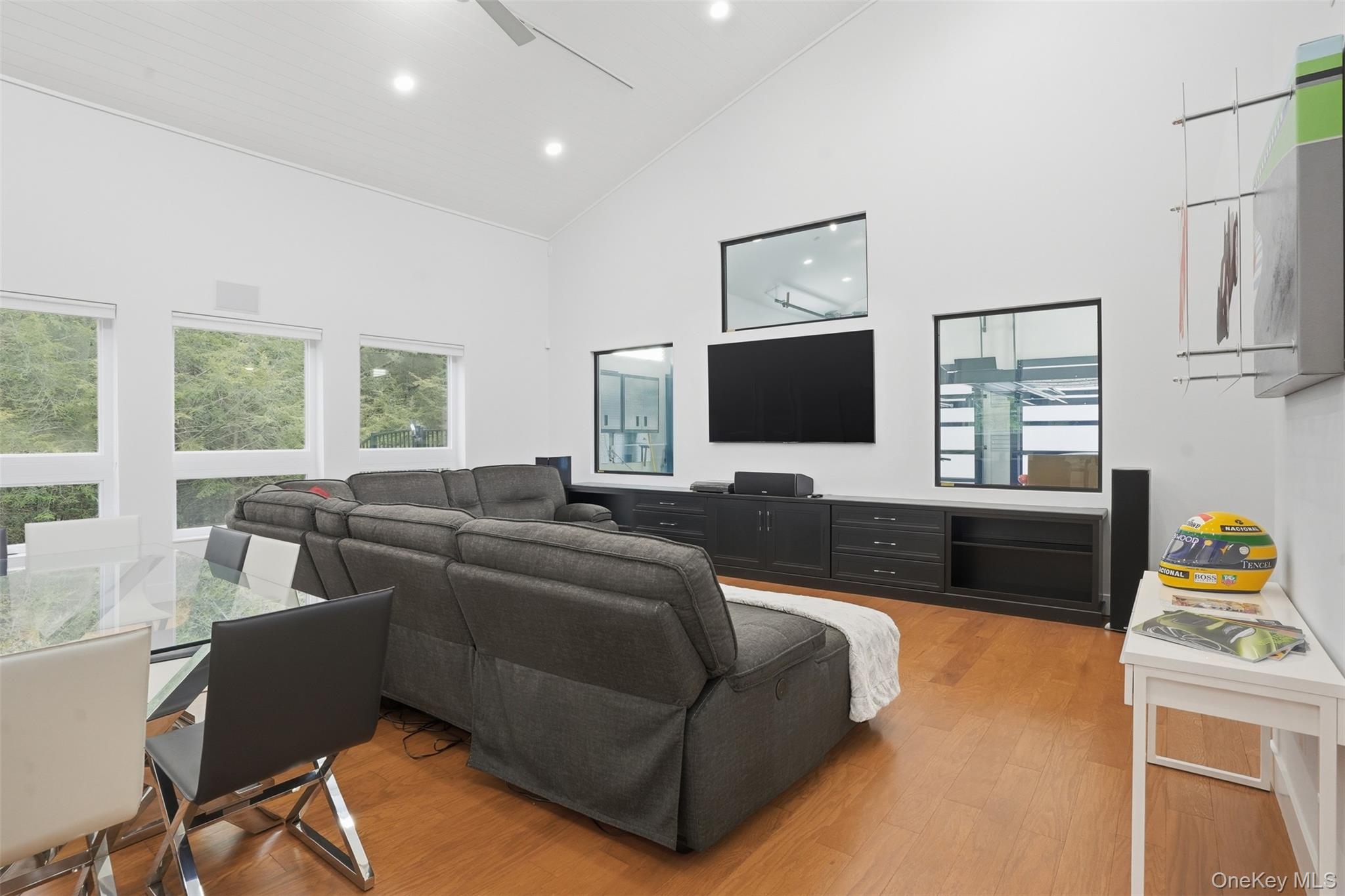 35 Serenity Lane – For Sale photo 6
