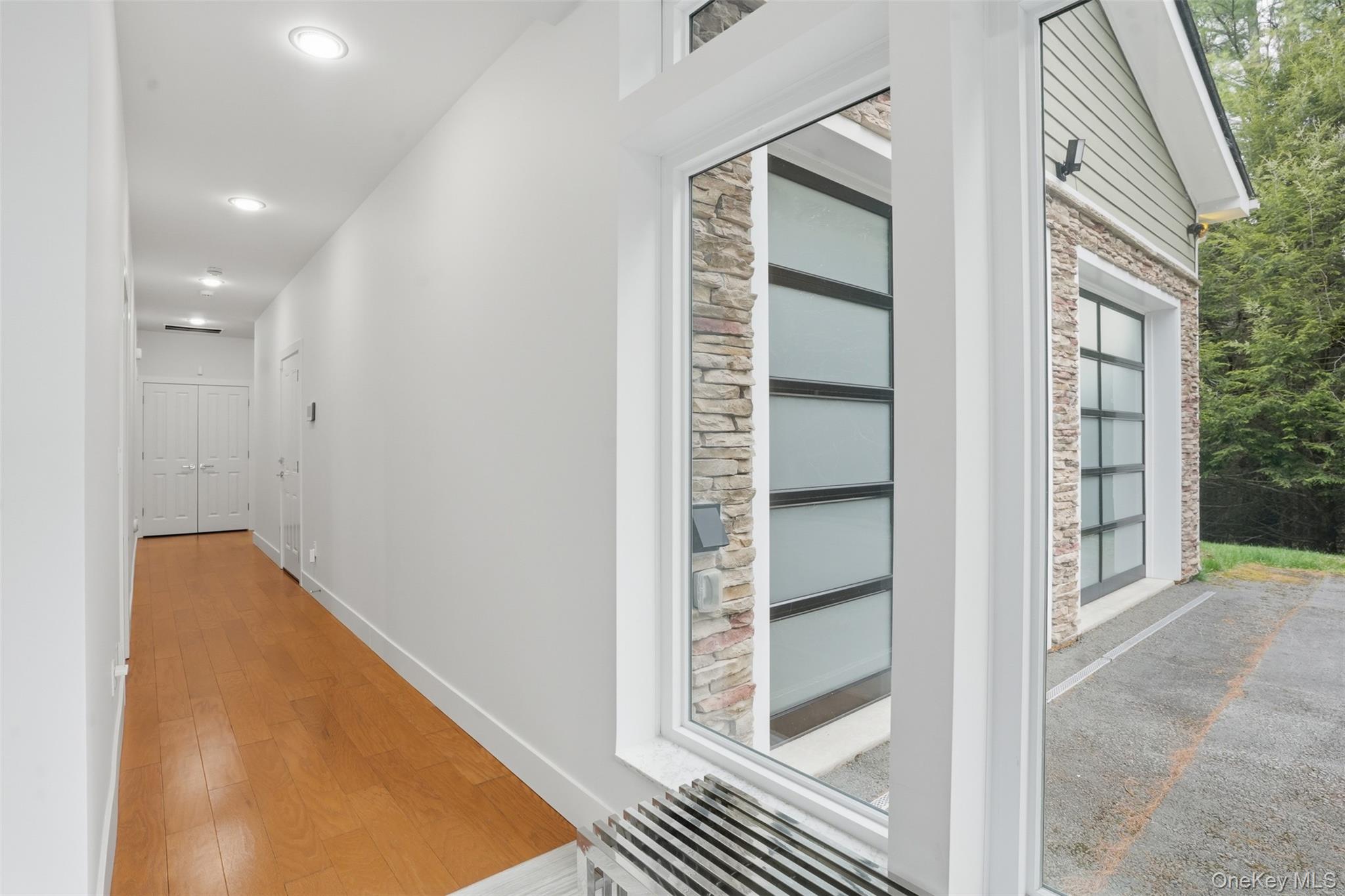 35 Serenity Lane – For Sale photo 4