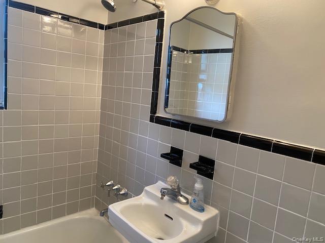 263-06 73rd Avenue, Unit A-2 photo 10