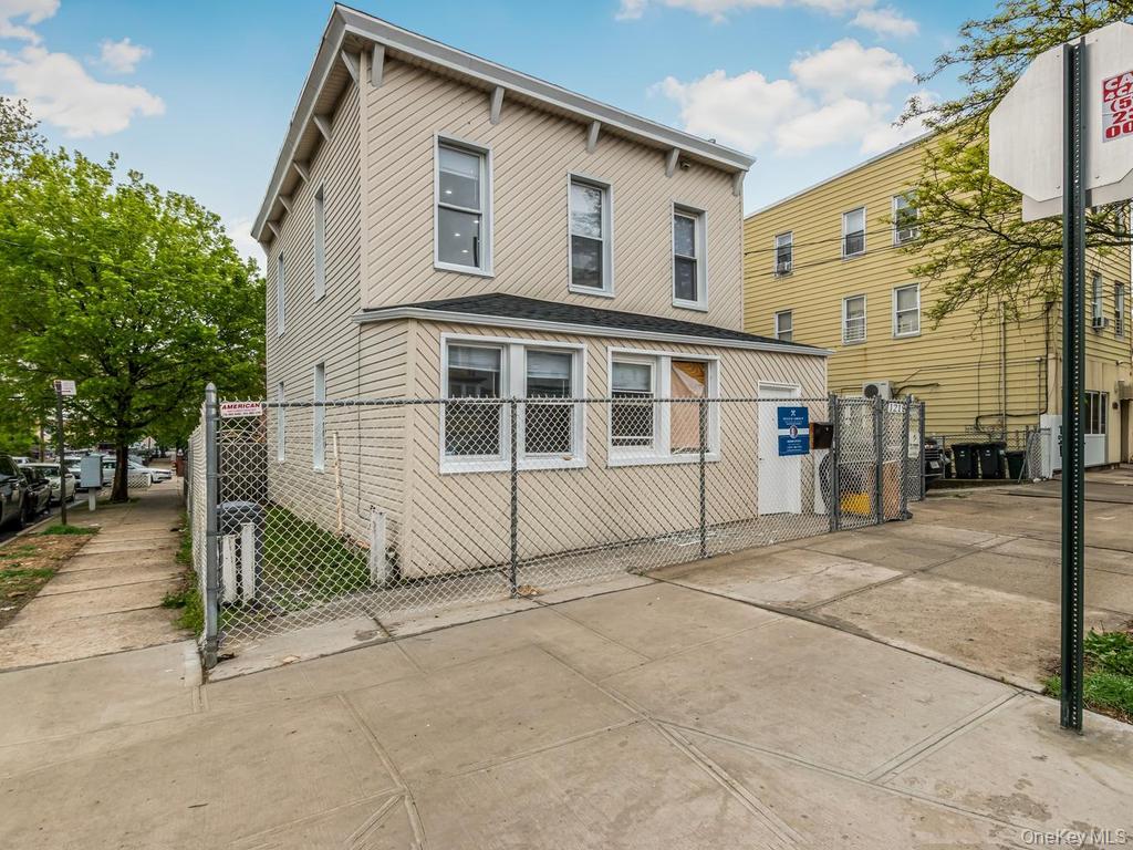1218 Havemeyer Avenue – For Sale