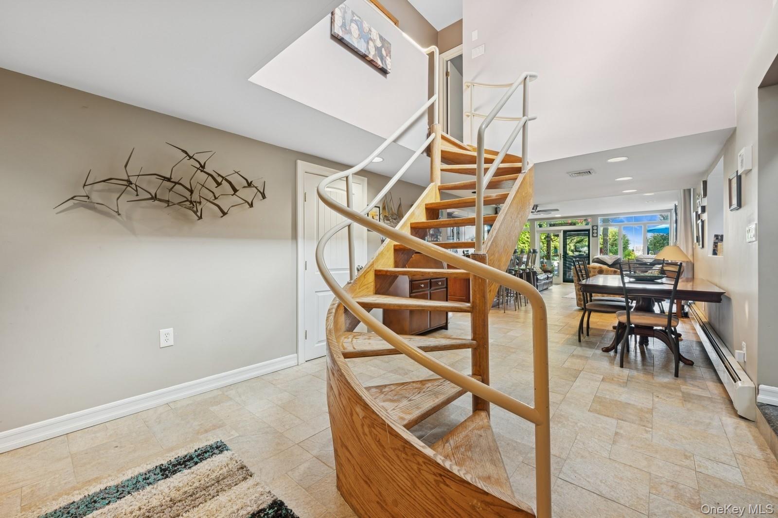 101 Bay Street – For Sale photo 6