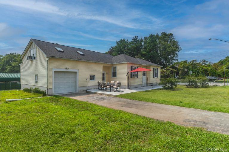 50 Holland Avenue – For Sale photo 2