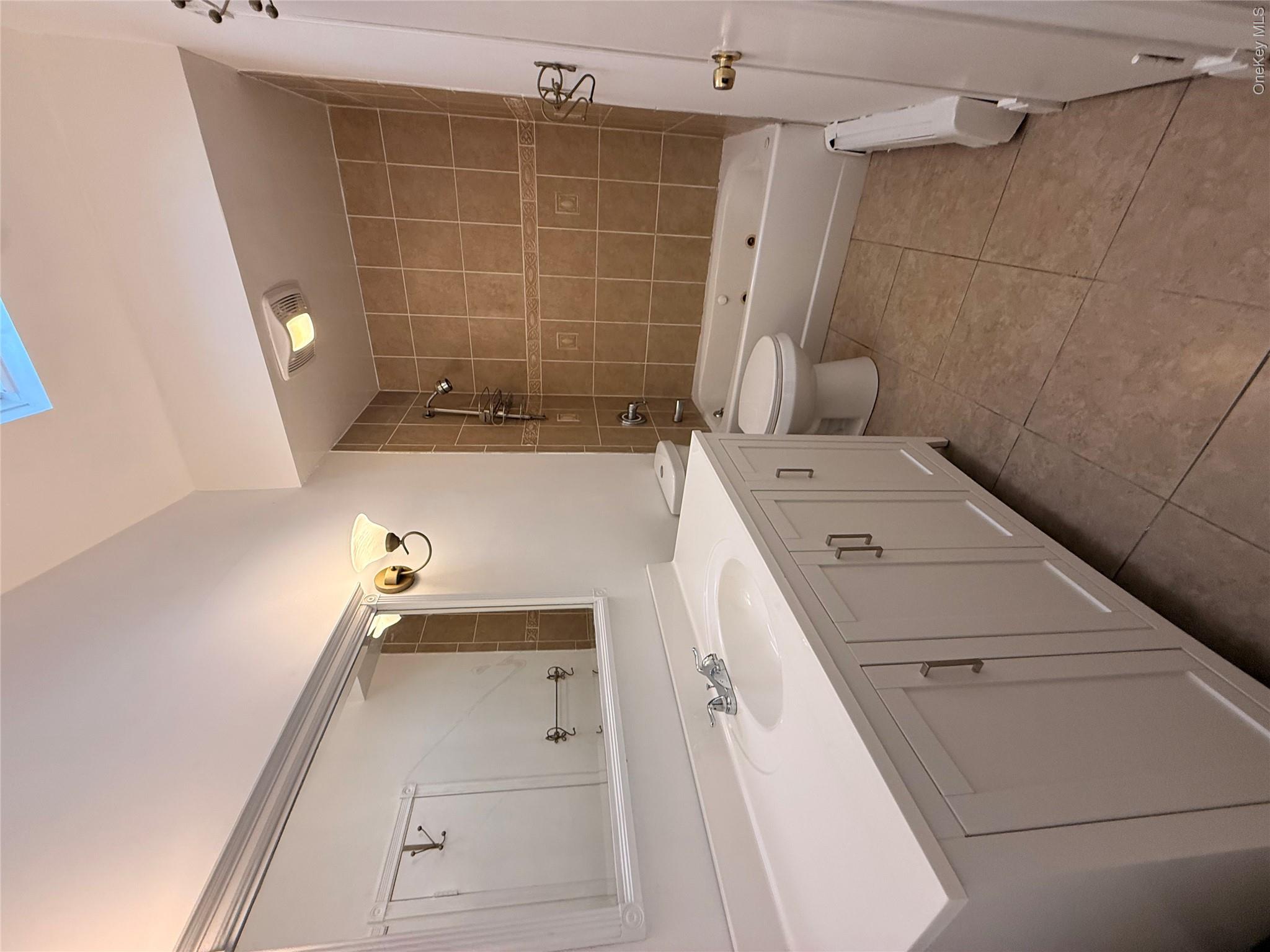 13 Hampton Avenue – For Sale photo 12