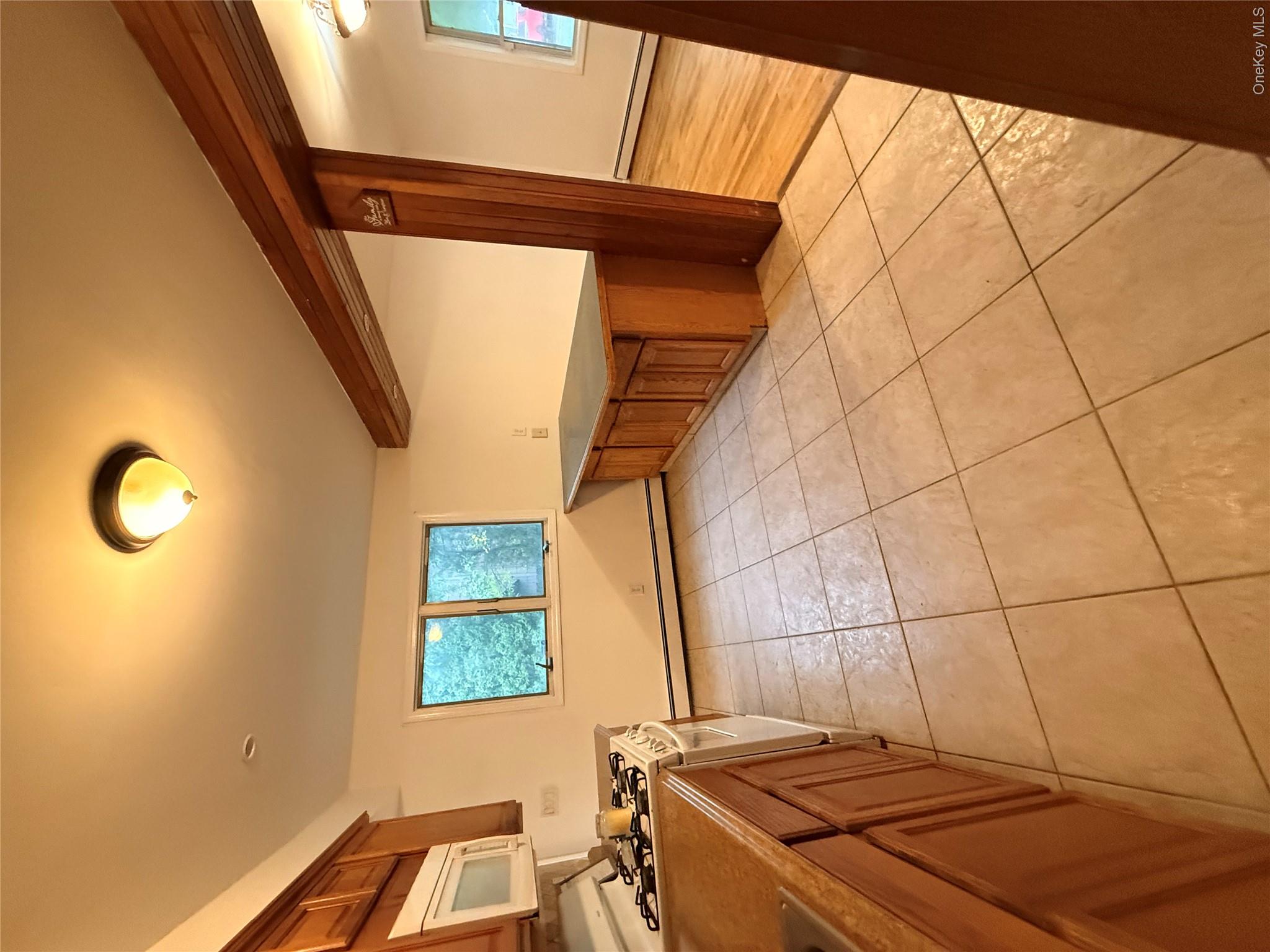 13 Hampton Avenue – For Sale photo 5