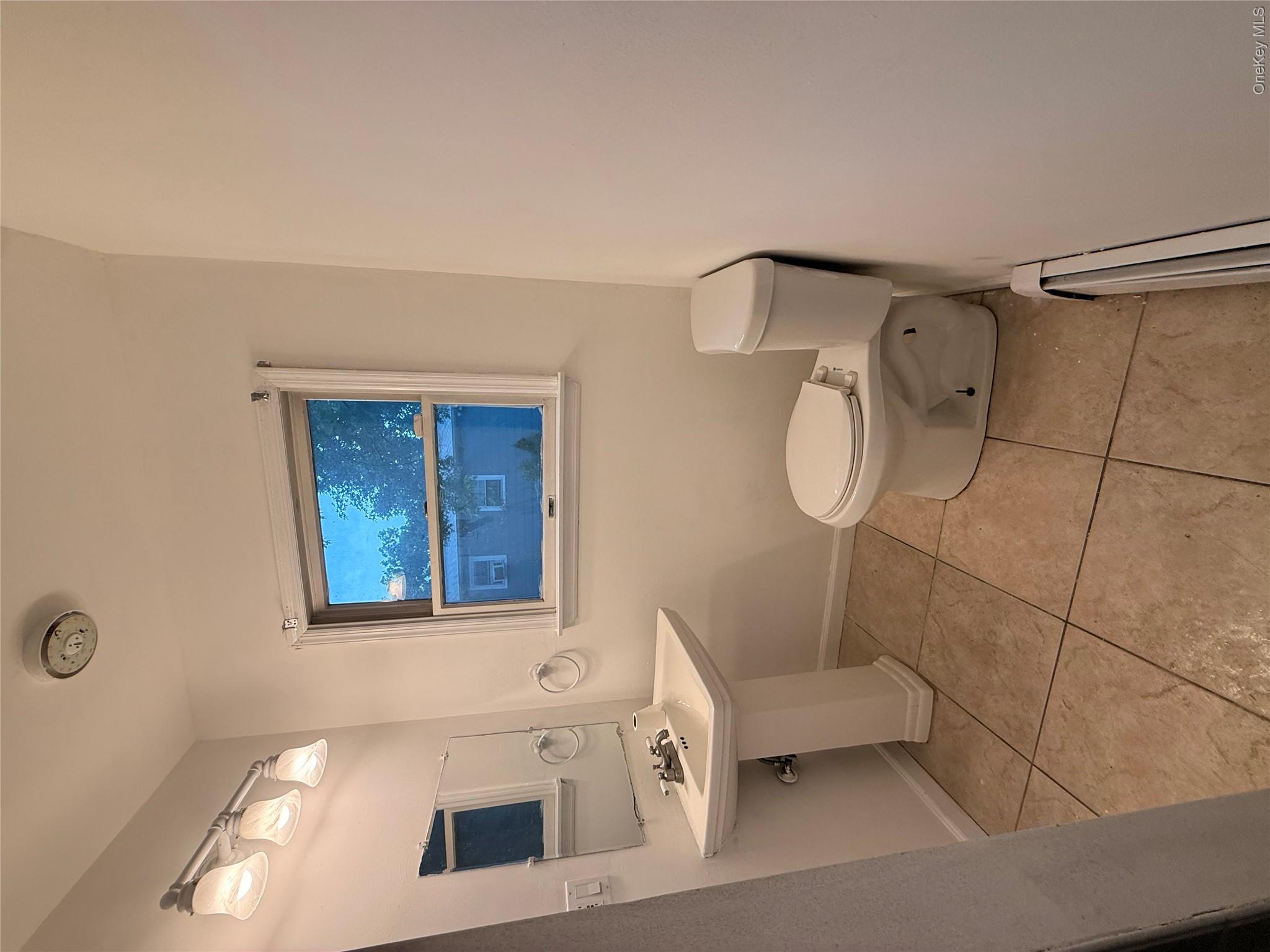 13 Hampton Avenue – For Sale photo 8