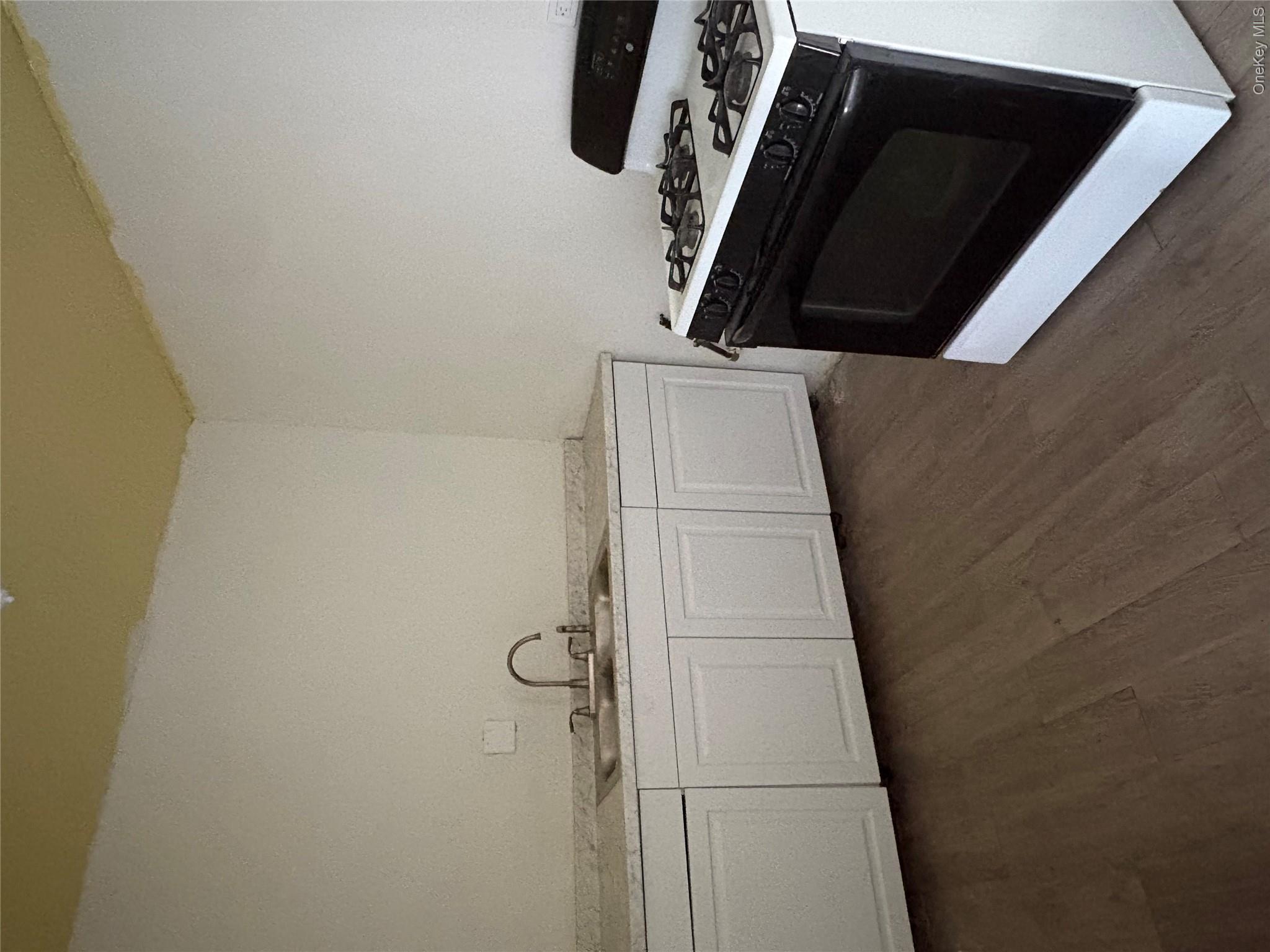3121 Middletown Road, Unit 1G photo 12