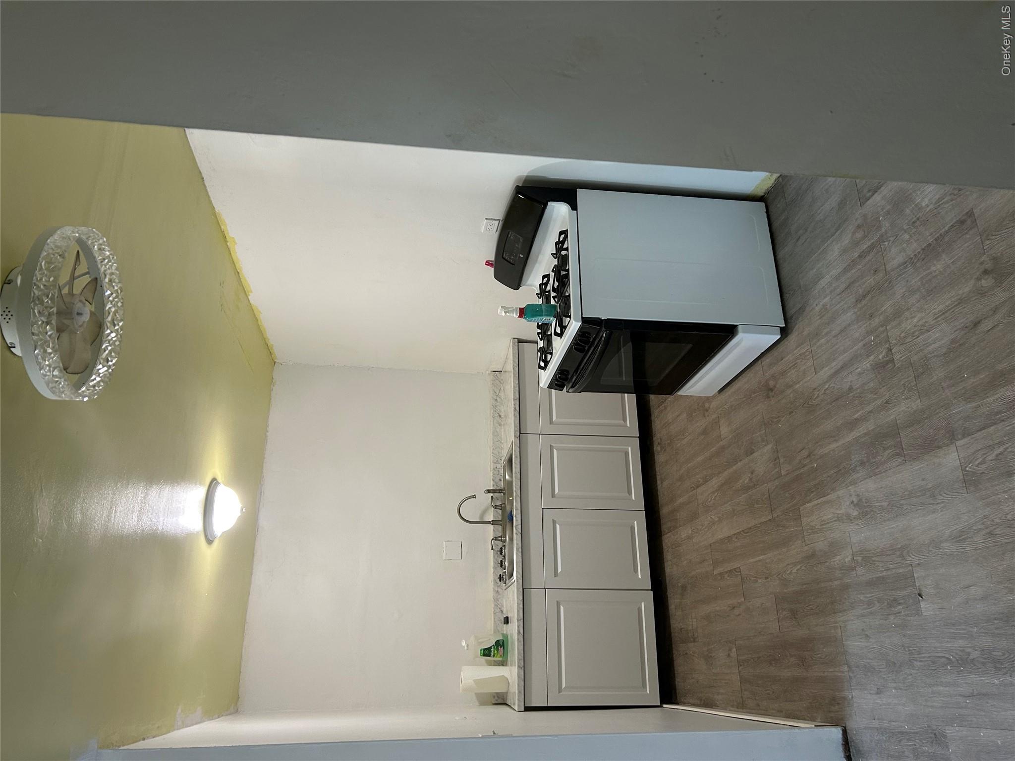 3121 Middletown Road, Unit 1G photo 16